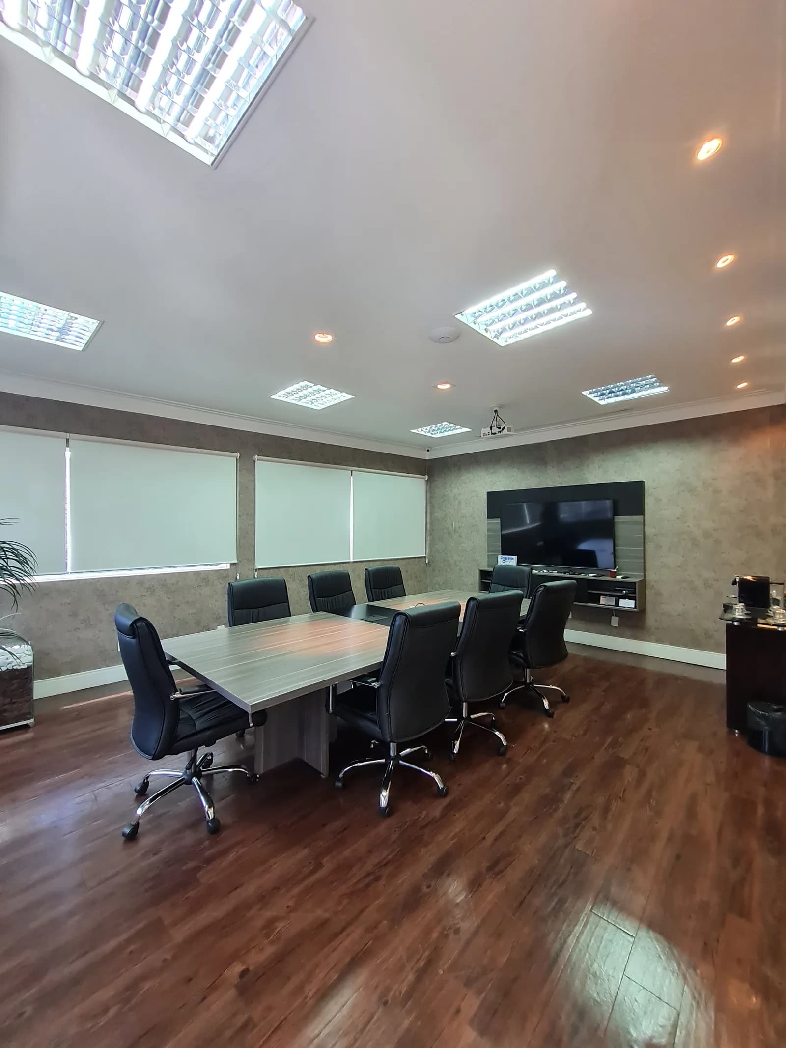 Prédio Corporativo com 1.500 m² no Jaguaré